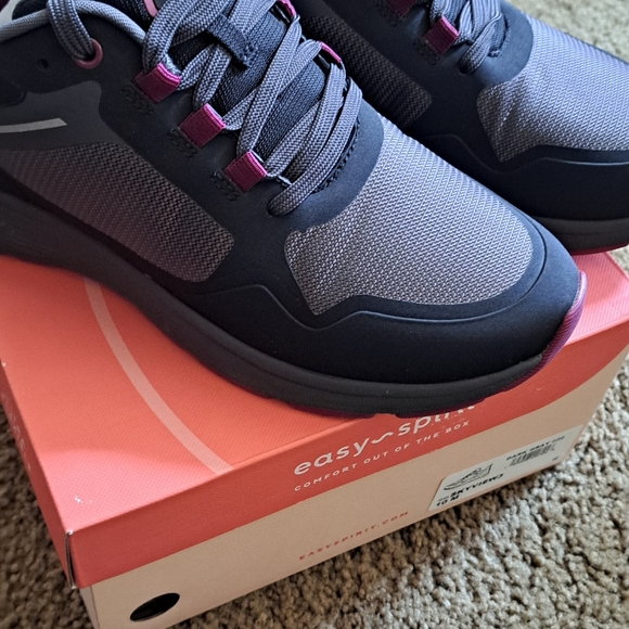 Easy Sprit Womens Skyview Water Resitant shoes NWT - Picture 7 of 16